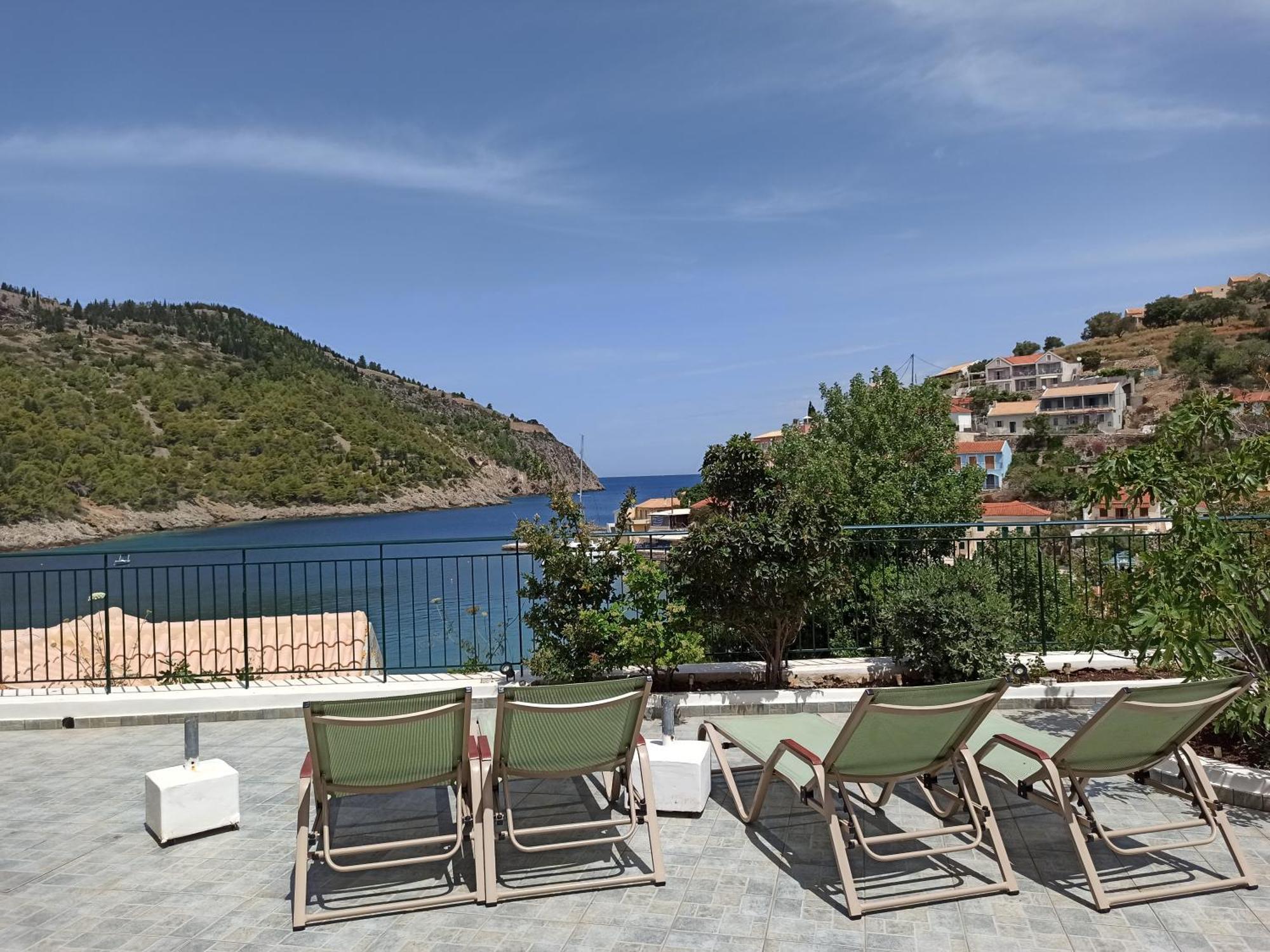 Dionos Holiday home *